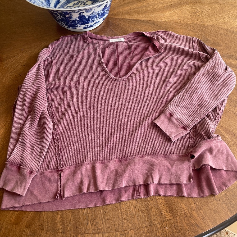 We The Free Ribbed Long Sleeved Slouchy Knit Top in Dusty Rose. Small.
